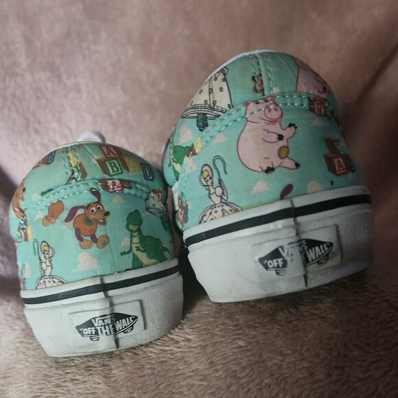 Very Collectible - Vans Toy Story Disney Old Skool shoes. Men's Sz 8 Womens 9.5 - Picture 4 of 8